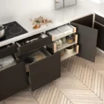 A magic pull-out to store your daily utensils